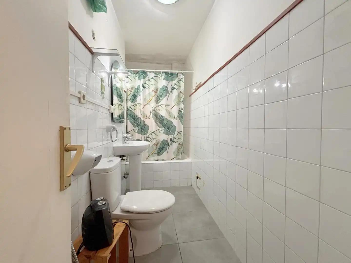 Bathroom of Flat for sale in Ávila