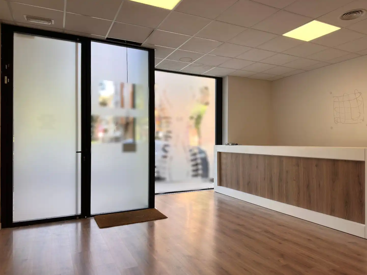 Commercial properties for rent in Ontinyent  with Air Conditioner