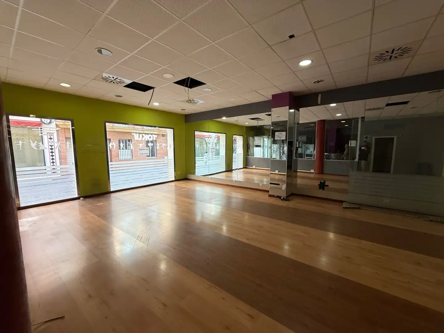 Business premises for sale in Calle Vázquez López