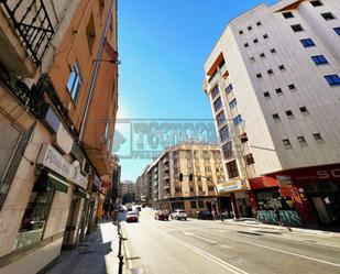 Vista exterior de Pis en venda en Cuenca Capital amb Calefacció i Traster
