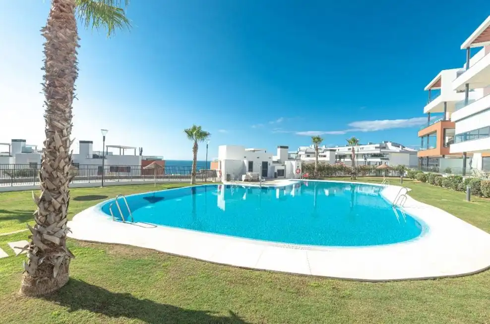 Apartament amb piscina en venda a Puerto Deportivo, imagen 22