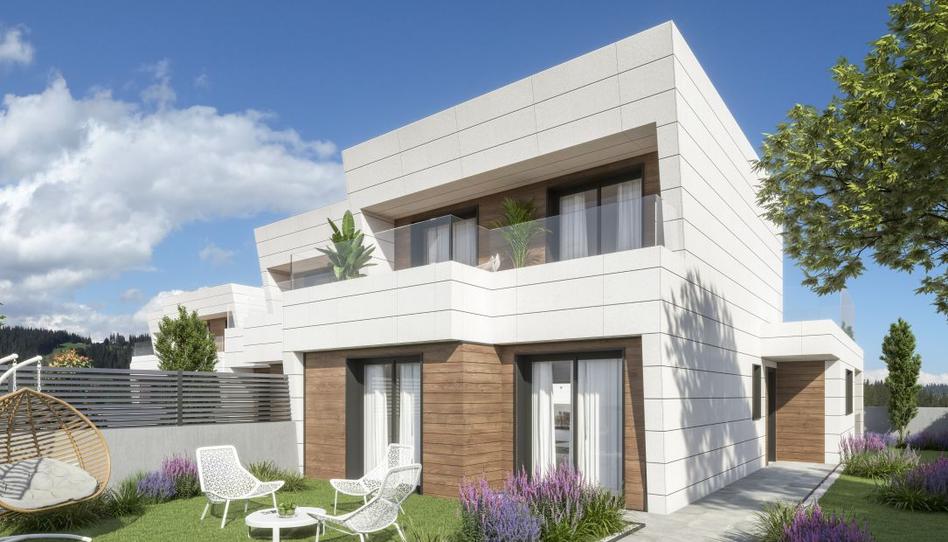 Photo 1 of Single-family semi-detached for sale in Nafarroa Kalea, 53, Zarautz, Gipuzkoa