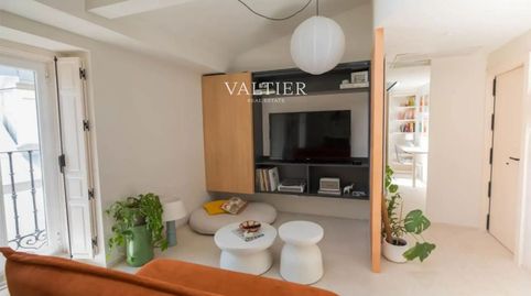 Foto 3 de Piso de alquiler en Plaza de Isabel II,, Palacio, Madrid Capital