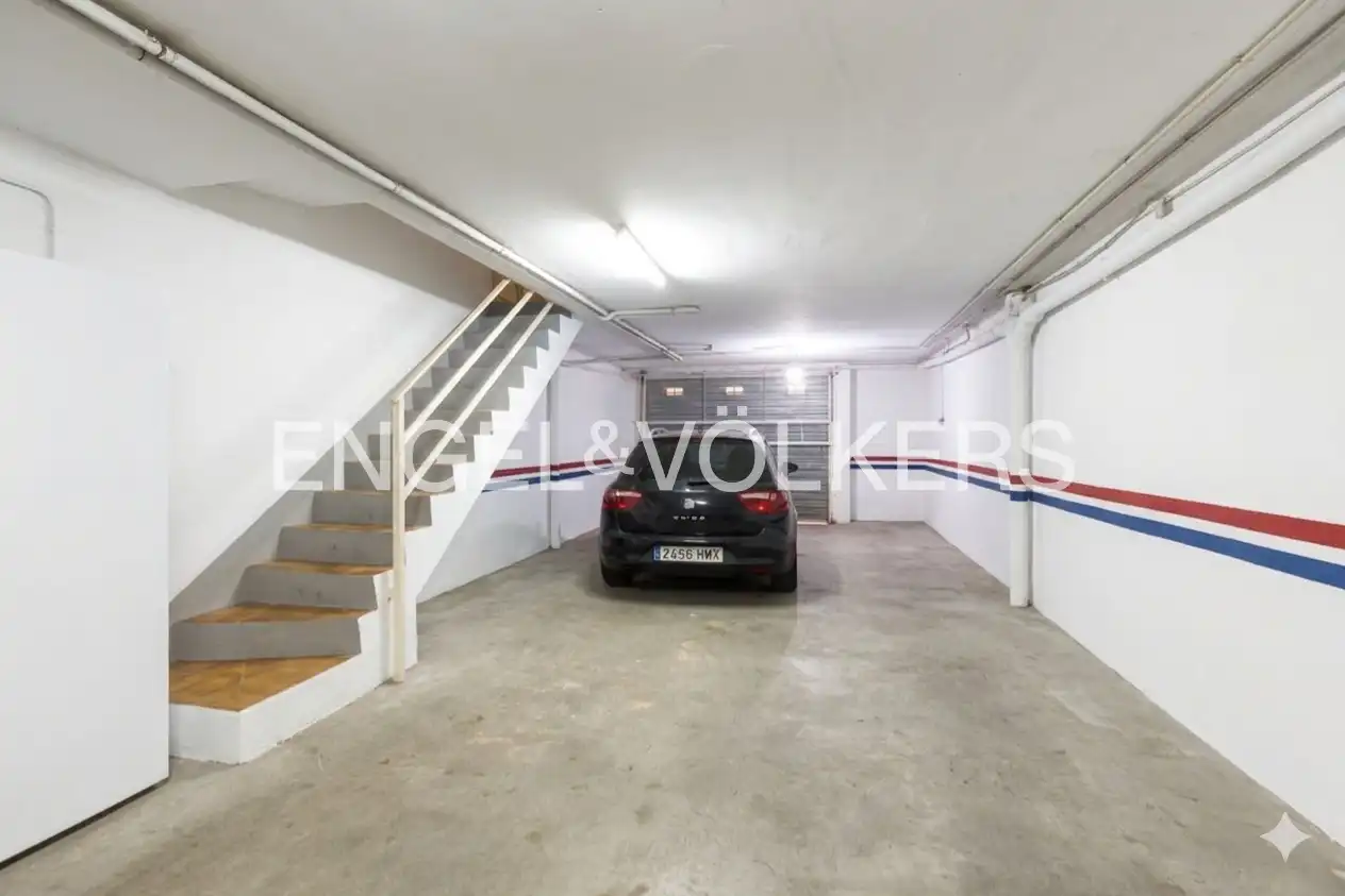 Houses for sale in Vilanova i la Geltrú  with Air Conditioner, Heating and Private garden