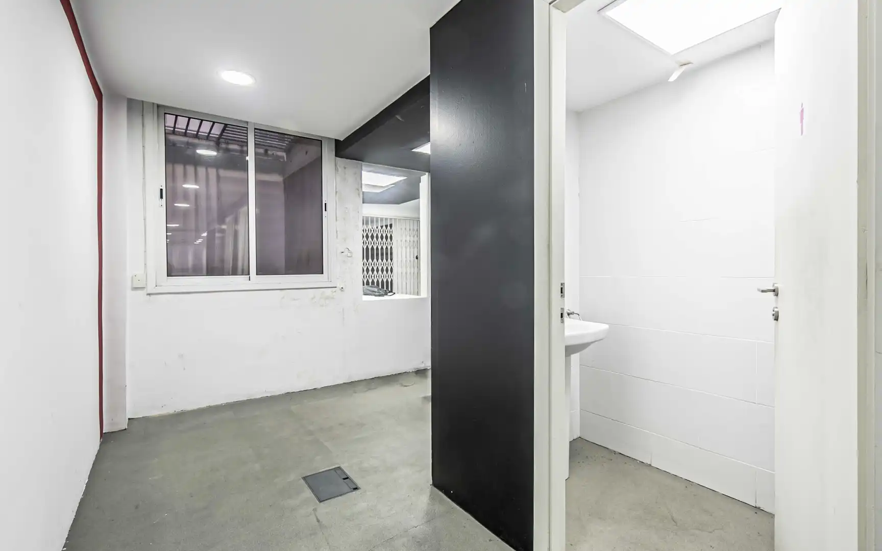 Office for sale in Barcelona