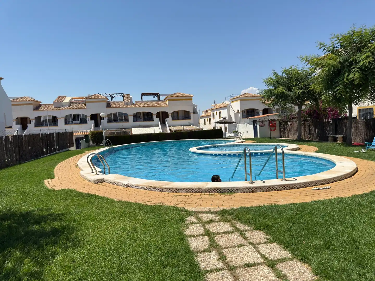 Piscina de Casa o chalet de alquiler en Santa Pola con Aire acondicionado, Calefacción y Terraza