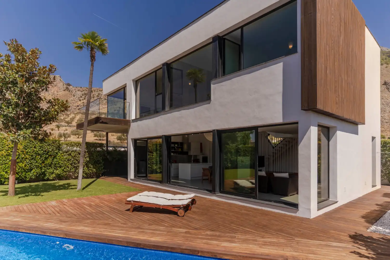 Terrassa de Casa o xalet en venda en Loja amb Aire condicionat, Calefacció i Jardí privat