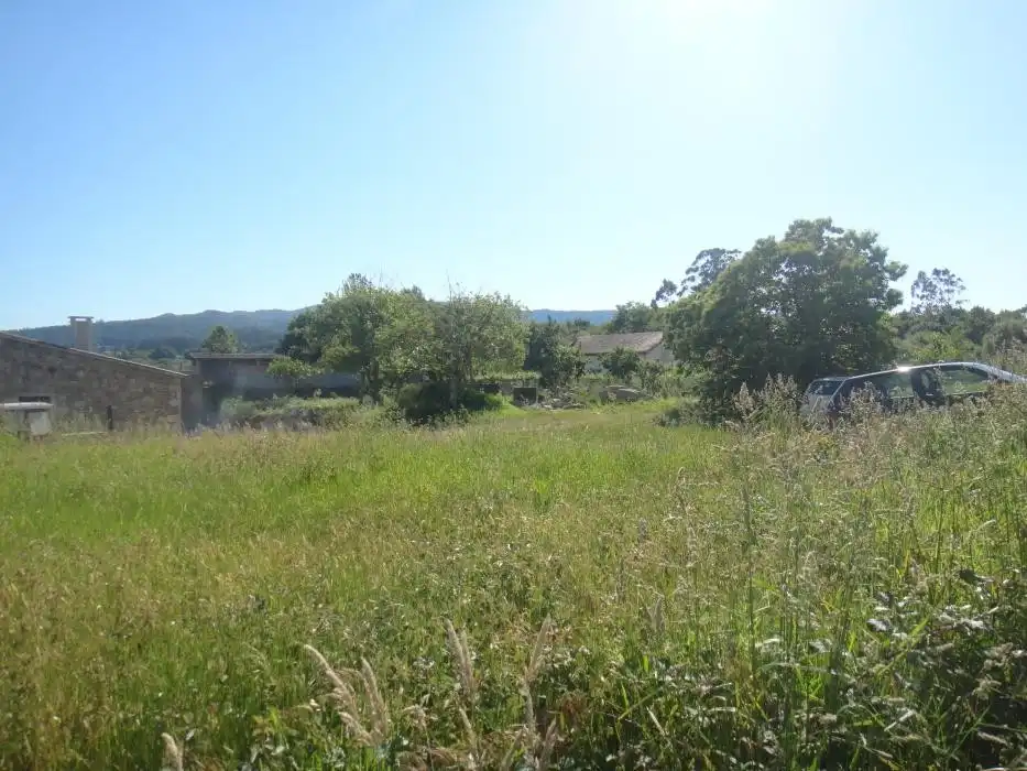 Grundstücke und Bauplätze zum Verkauf in Brión, imagen 5