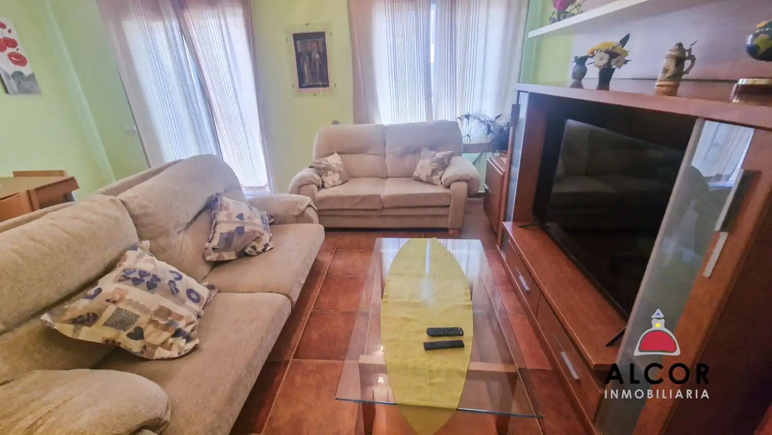 Sala de estar de Casa adosada en venta en Benicarló con Aire acondicionado, Terraza y Trastero