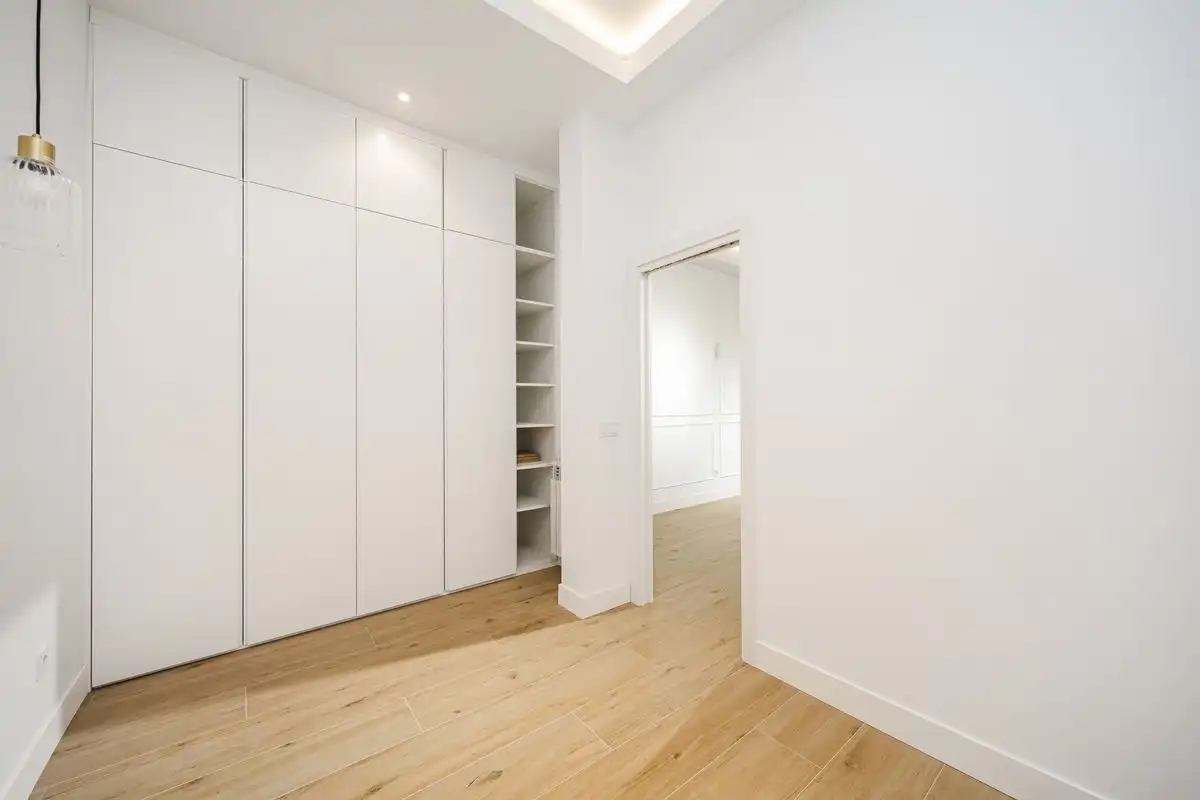 Habitación de Piso en venta en Madrid con Aire acondicionado y Calefacción