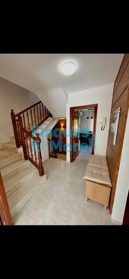 Haus oder Chalet zur Miete in hortes, Vila-rodona