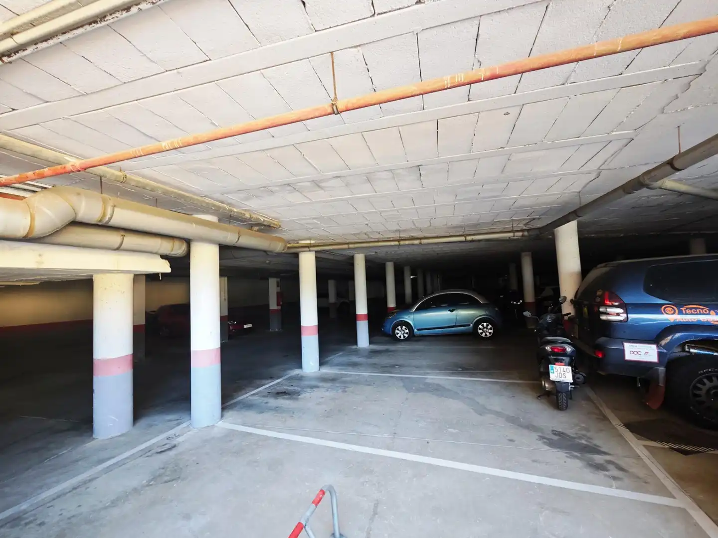 Parking de Estudio de alquiler en Fuengirola con Aire acondicionado, Jardín privado y Terraza