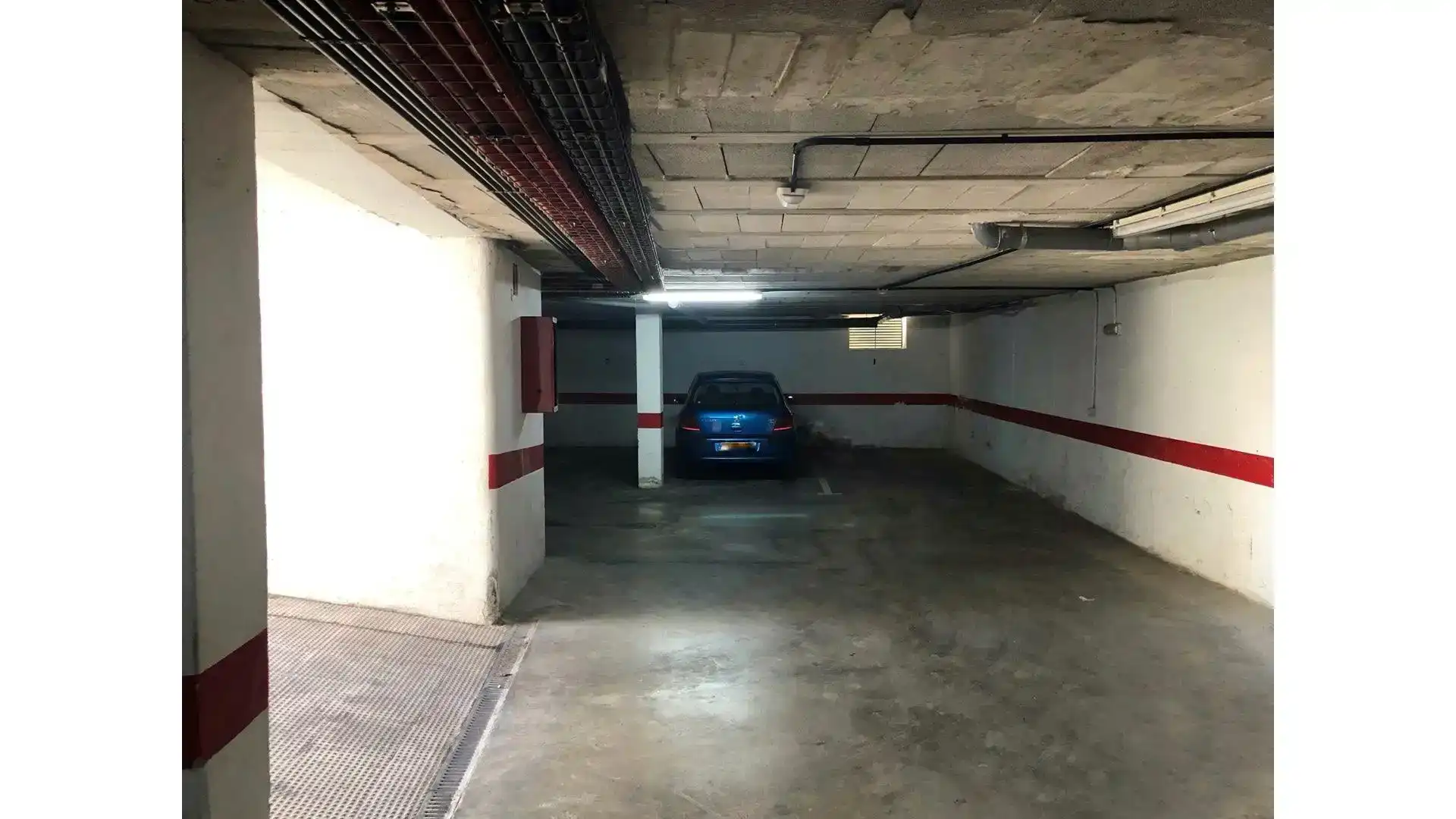 Aparcament de Garatge en venda en Camas