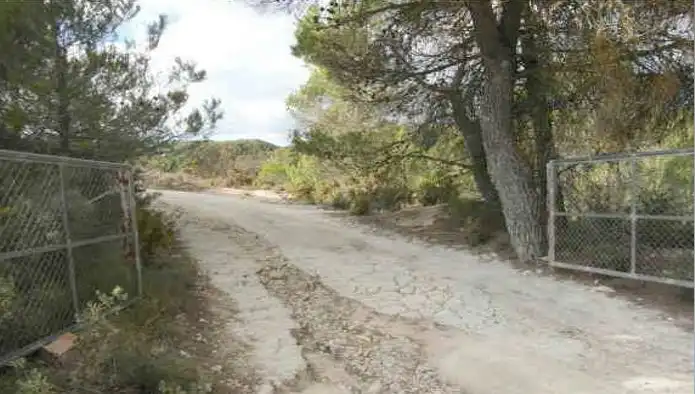 Vista exterior de Terreno en venta en Alcoy / Alcoi