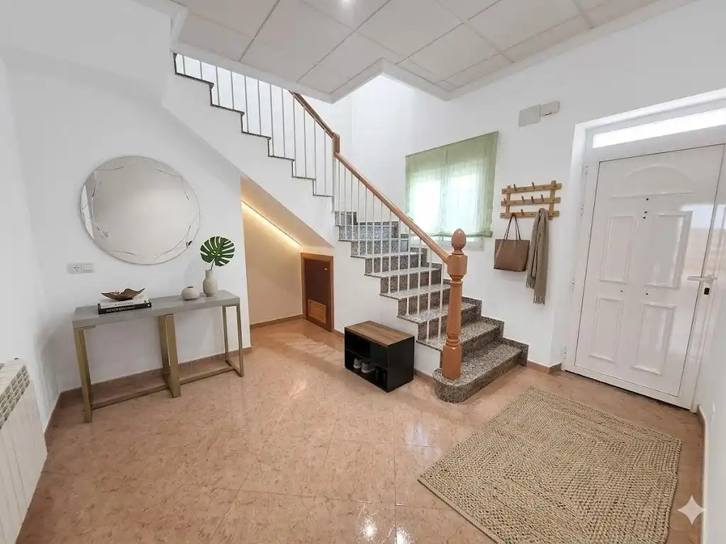 Casa o chalet en venta en Algueña con Calefacción, Balcón y Jacuzzi