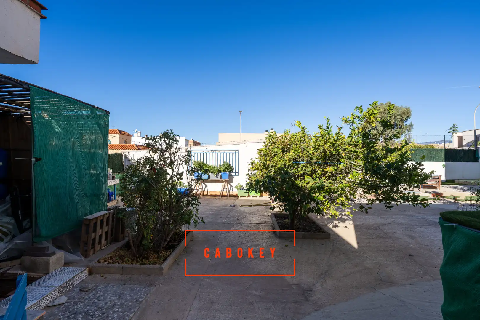 Vista exterior de Casa o xalet en venda en Tabernas amb Aire condicionat, Calefacció i Jardí privat