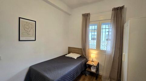 Foto 3 de Planta baixa per a compartir a Naos, Los Remedios,  Sevilla Capital