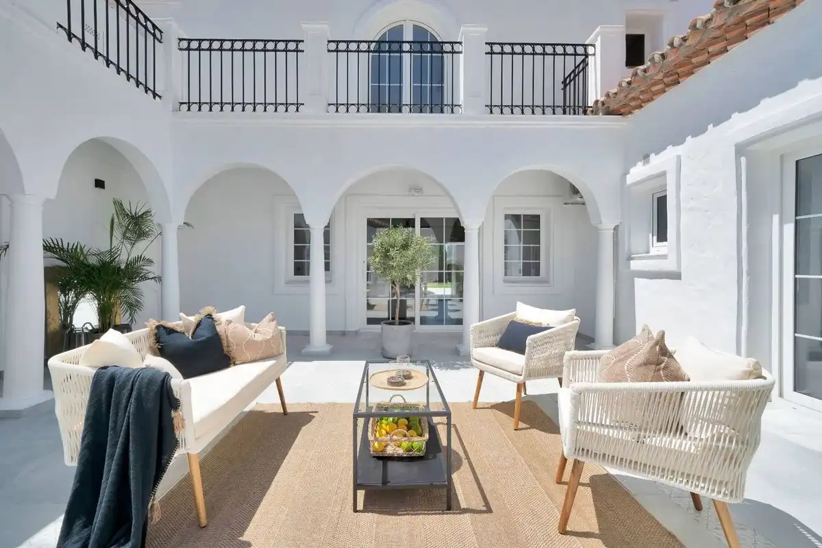 Terraza de Casa o chalet de alquiler en Estepona con Aire acondicionado, Jardín privado y Terraza