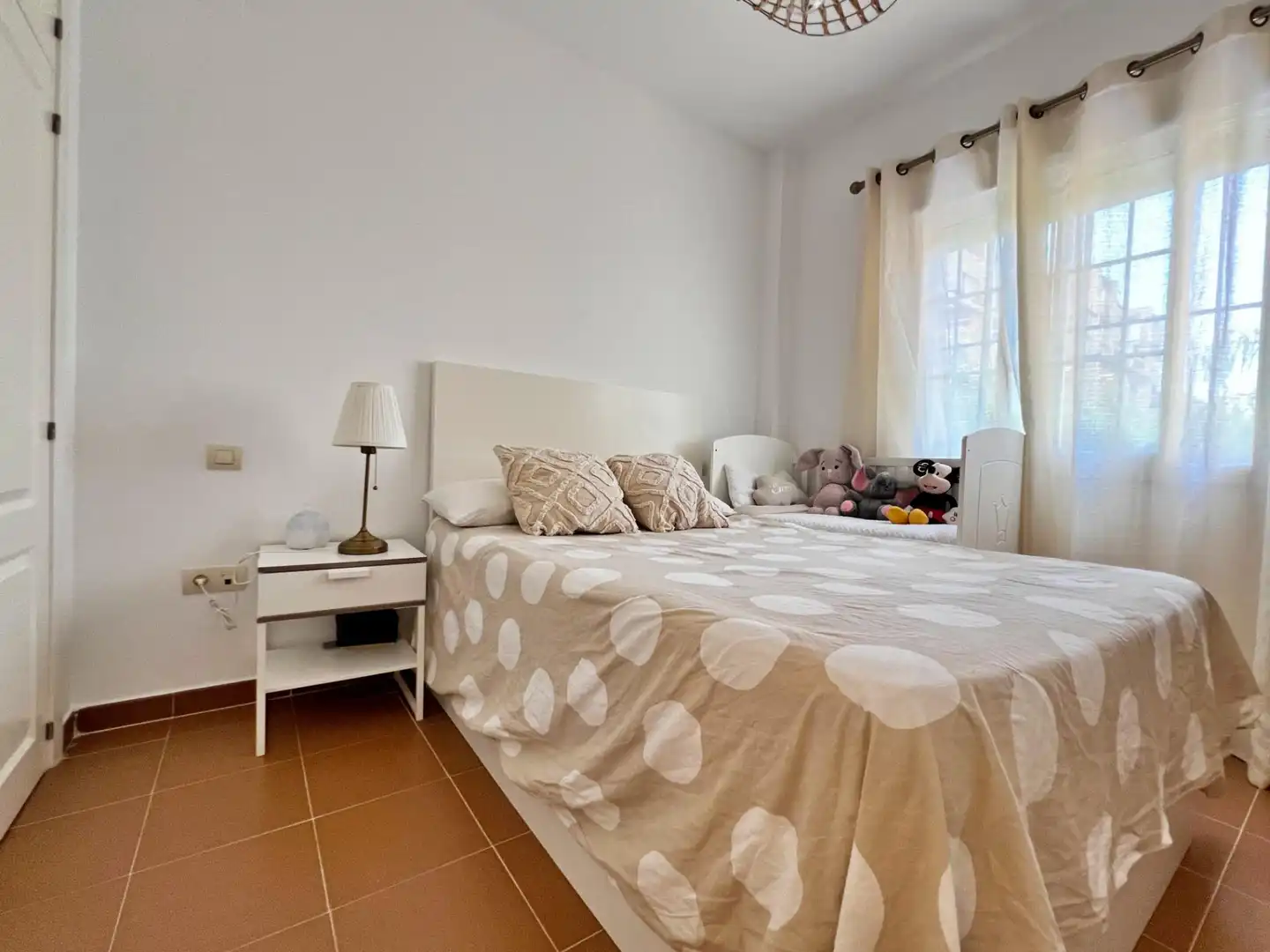 Dormitori de Apartament en venda en Ayamonte amb Jardí privat, Terrassa i Piscina comunitària