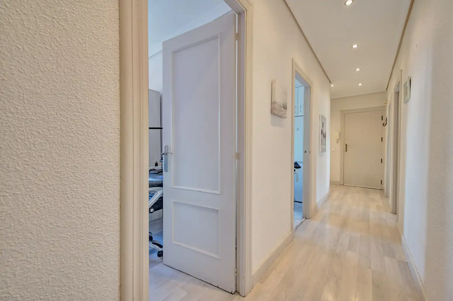 Piso en venta en  Pamplona / Iruña con Calefacción y Parquet