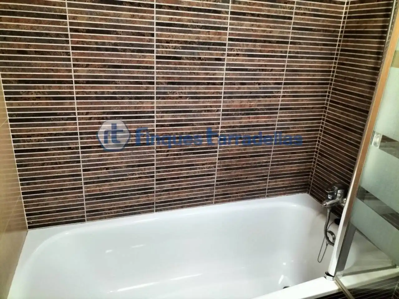 Badezimmer von Wohnung zum Verkauf in Blanes mit Heizung, Terrasse und Abstellraum