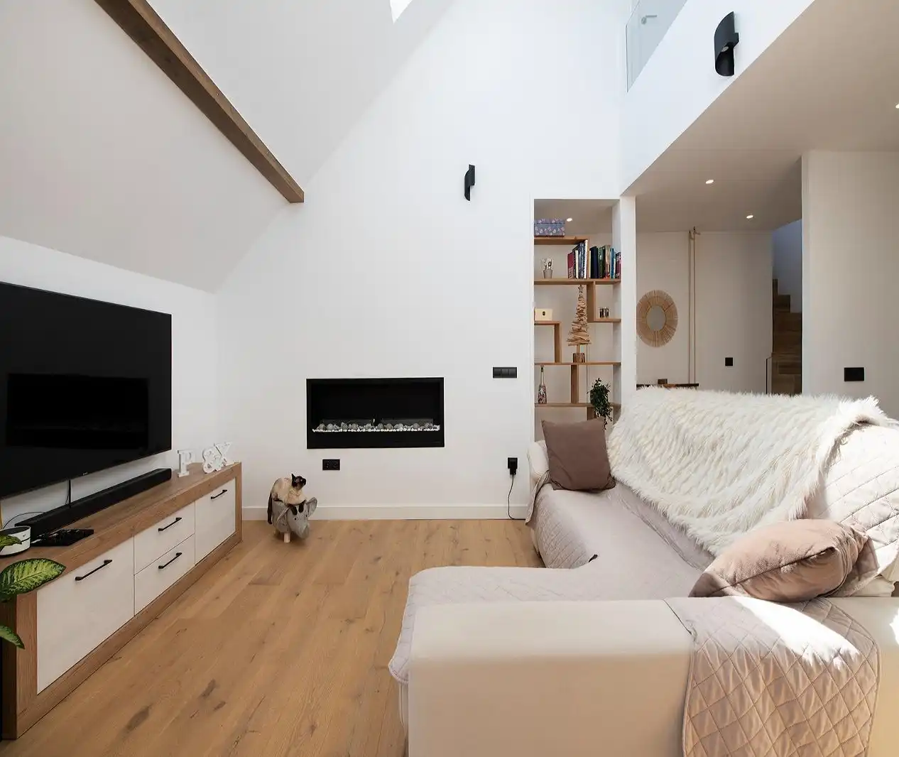 Sala d'estar de Casa o xalet de lloguer en Viladecans amb Aire condicionat, Calefacció i Jardí privat
