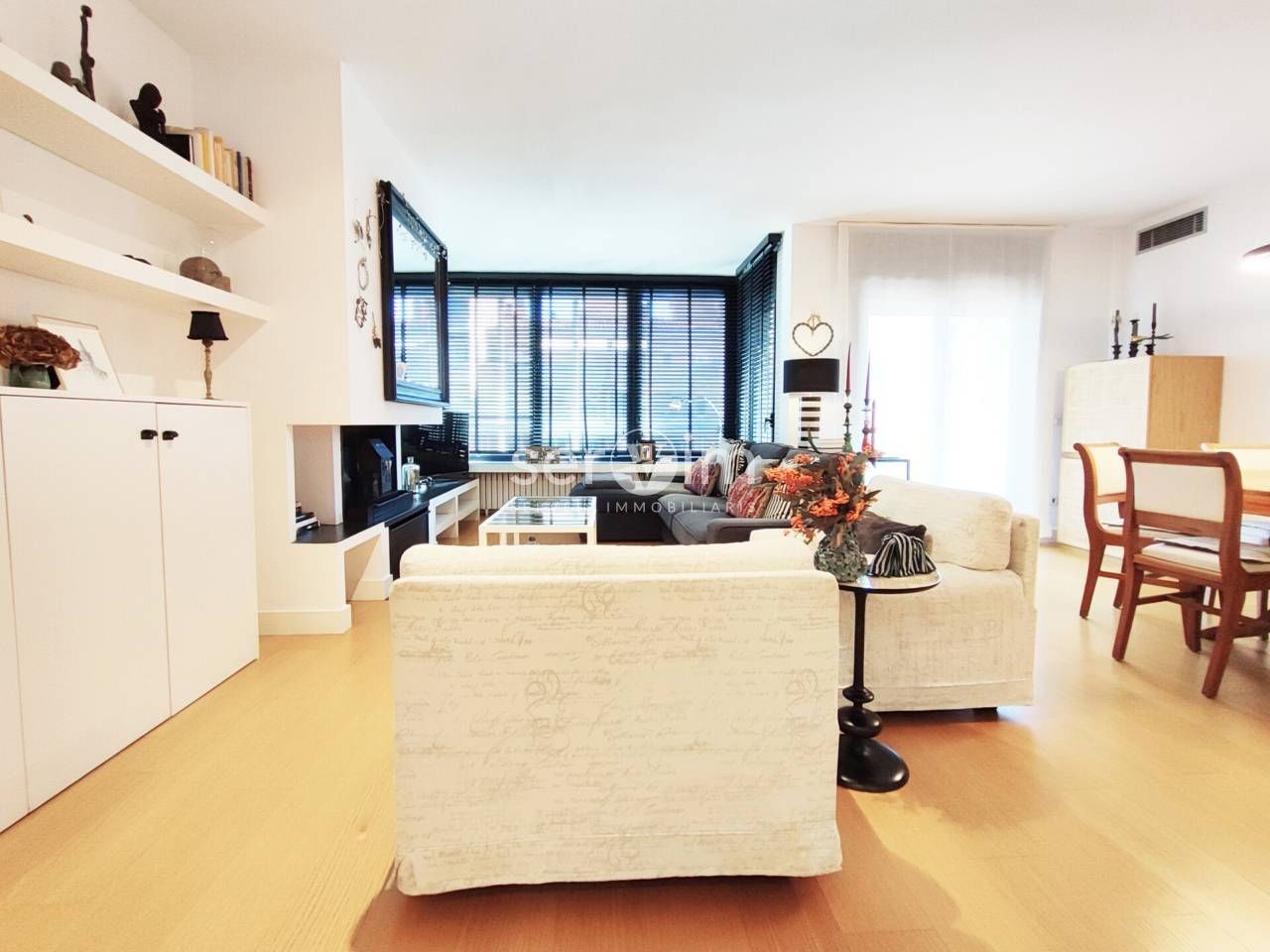 Sala de estar de Piso en venta en Girona Capital con Aire acondicionado, Calefacción y Terraza