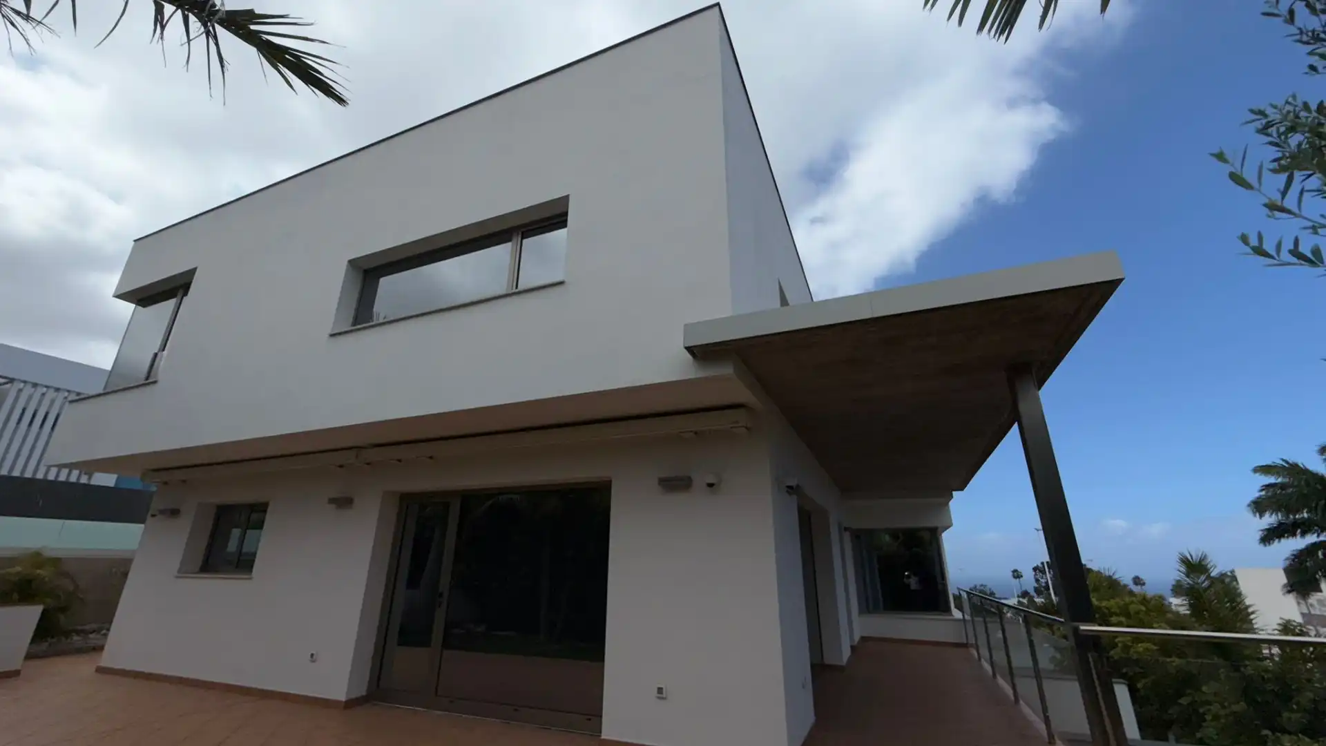 Vista exterior de Casa o xalet en venda en Puerto de la Cruz amb Aire condicionat, Jardí privat i Terrassa