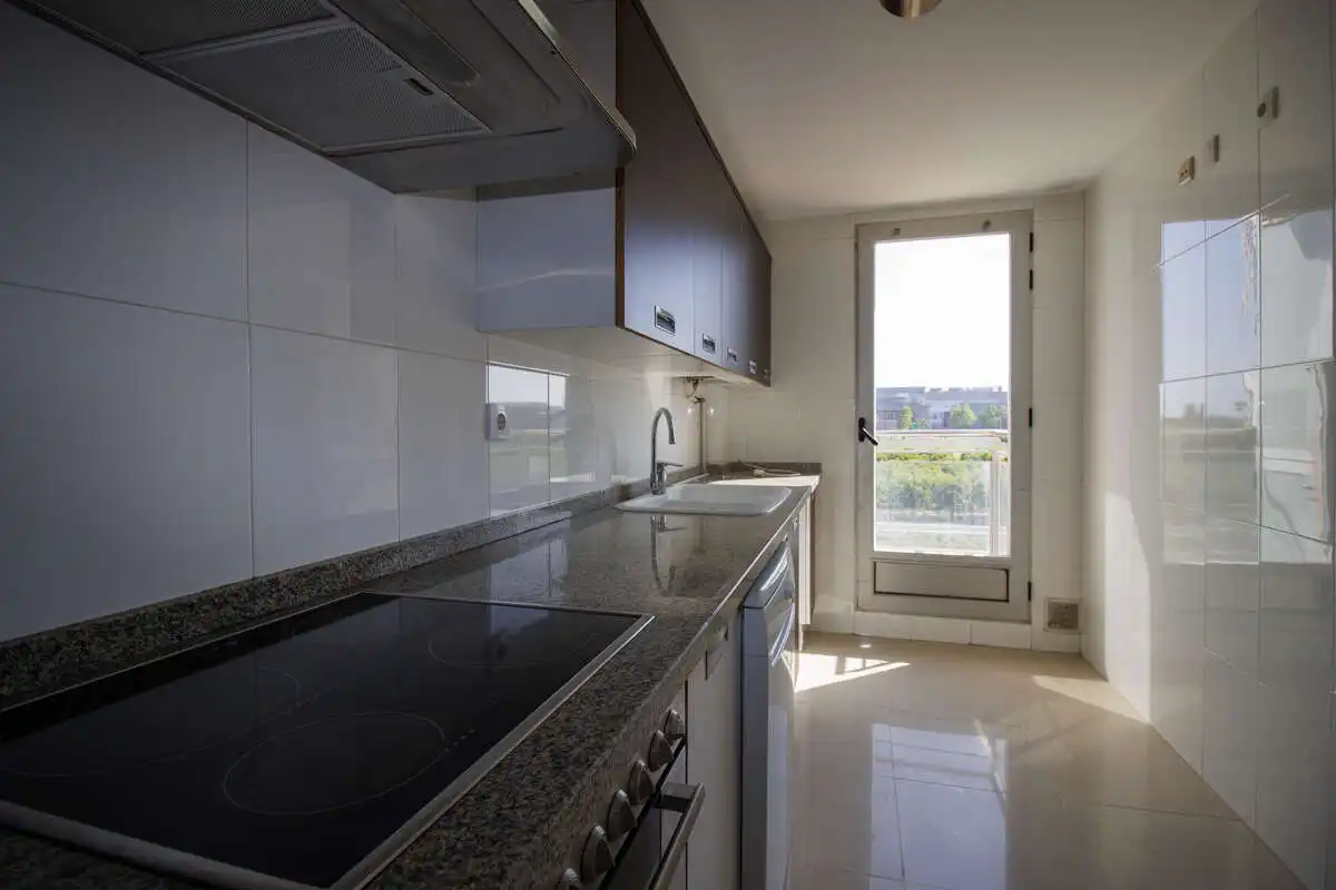 Cocina de Piso de alquiler en Emperador con Balcón
