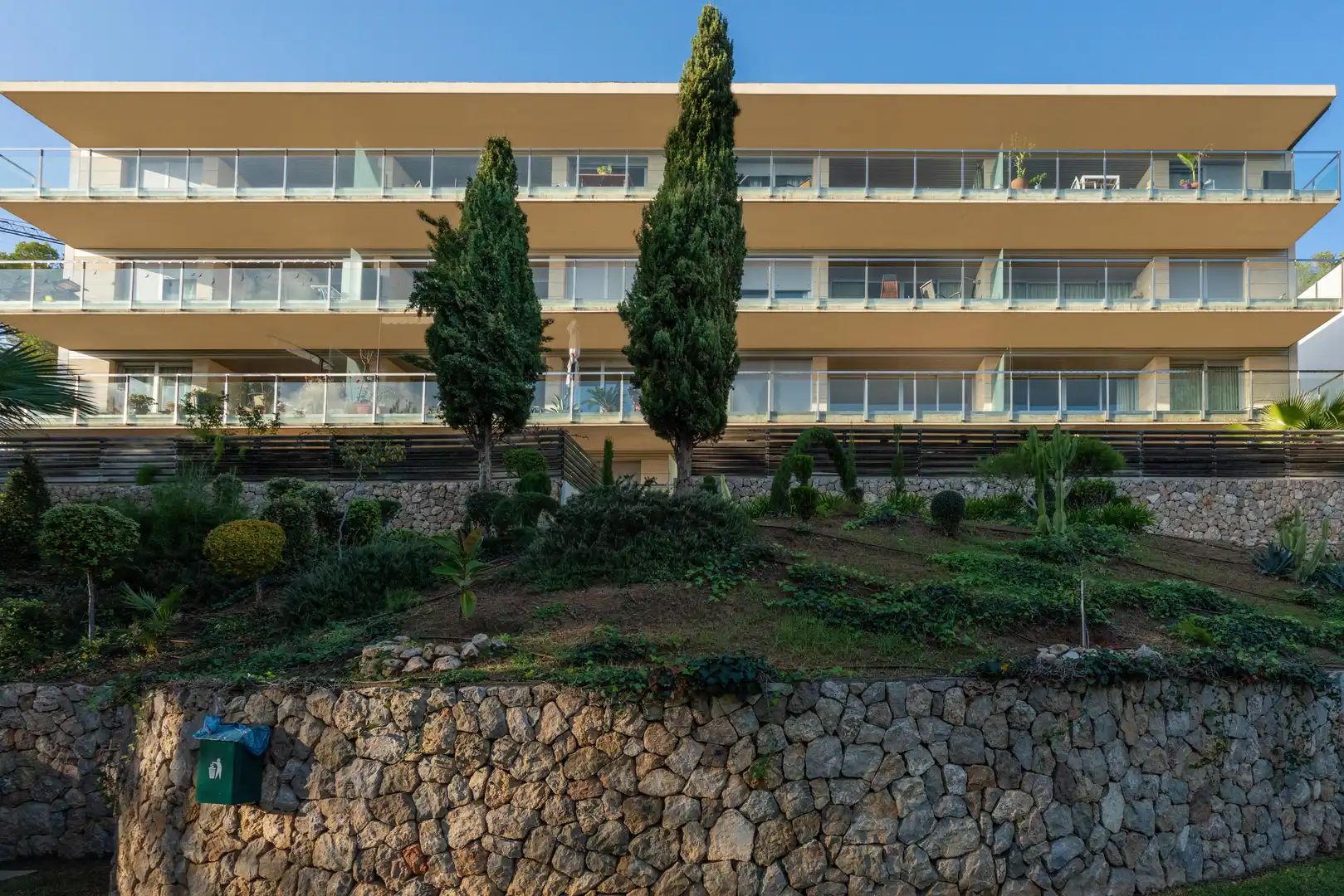 Vista exterior de Pis en venda en Calvià amb Traster