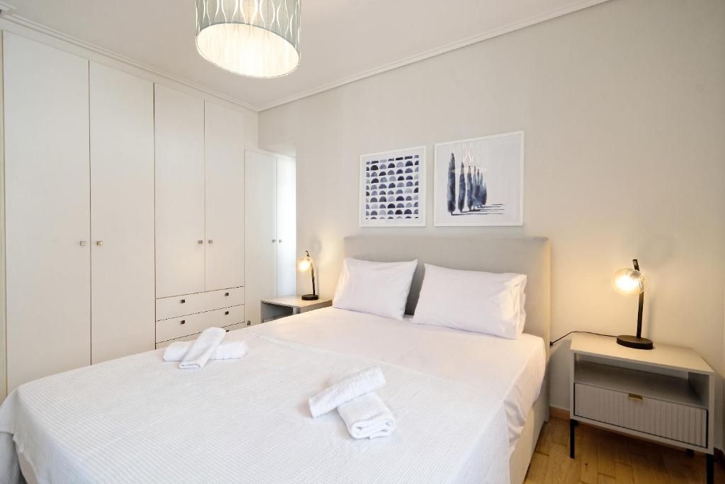 Bedroom of Flat for rent in  Barcelona Capital  with Air Conditioner, Furnished and TV