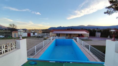 SUPER OCASION PARCELA CON 2 VIVIENDAS Y PISCINA