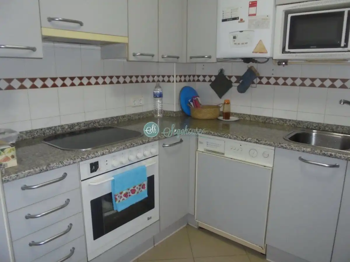 Kitchen of Flat for sale in Segovia  with Heating, Parquet flooring and Storage room