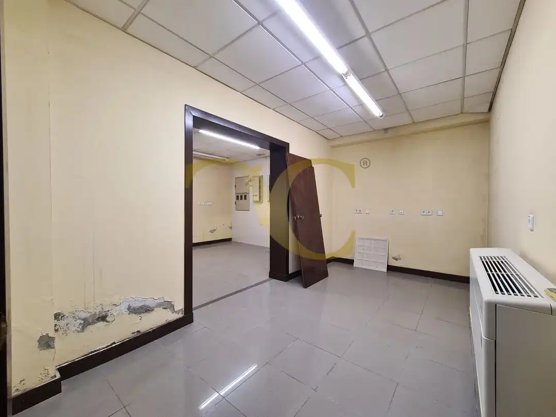 Commercial properties for rent in Gijón   with Air Conditioner