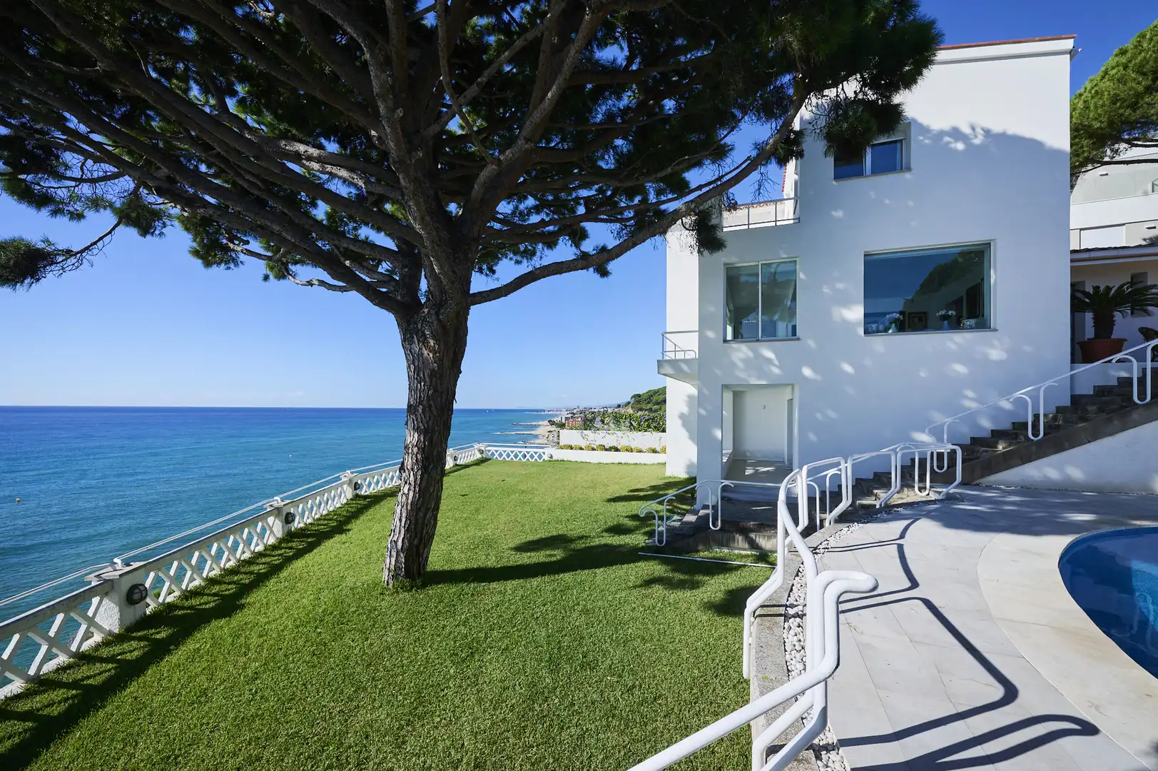 Garden of Houses for sale in Arenys de Mar  with Air Conditioner, Heating and Private garden