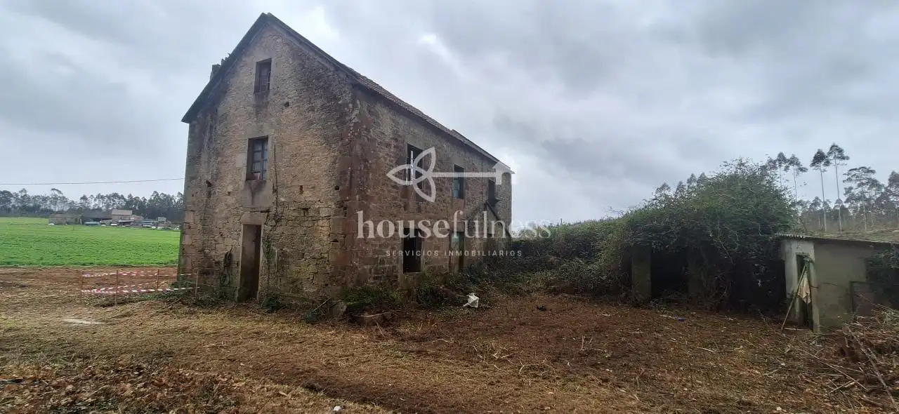 Casa o xalet en venda en Monfero amb Jardí privat