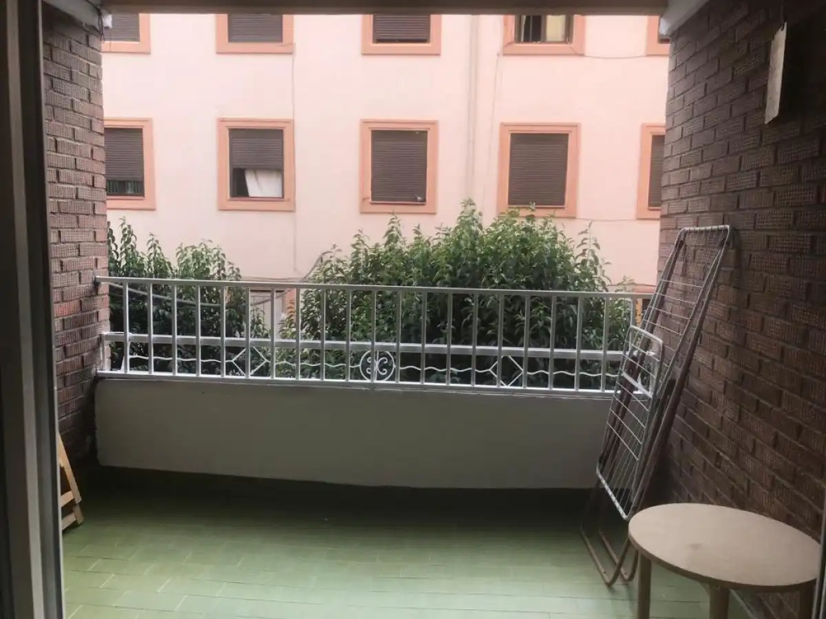 Terrassa de Pis de lloguer en Granada amb Calefacció, Moblat i Balcó