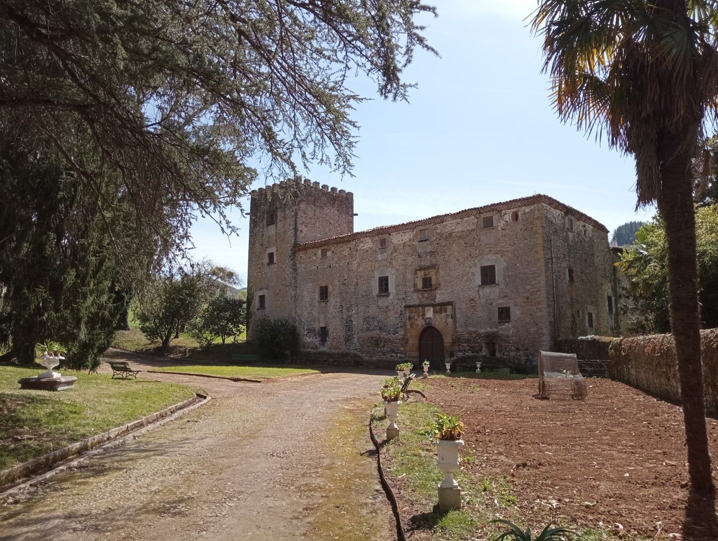 Exterior view of House or chalet for sale in Salas  with Private garden, Parquet flooring and Terrace