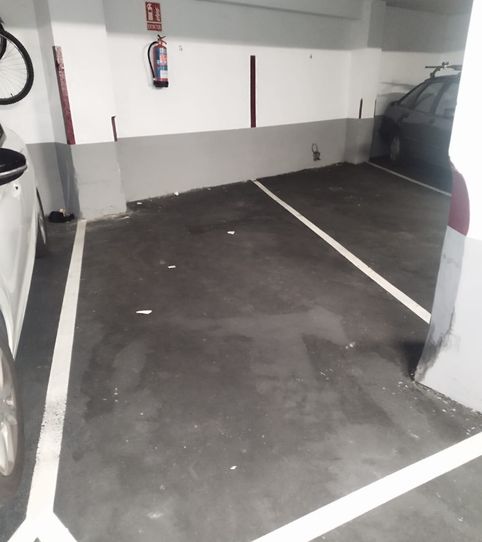 Foto 2 de Garatge en venda a Calle Menéndez Pelayo, 10, La Arena, Gijón