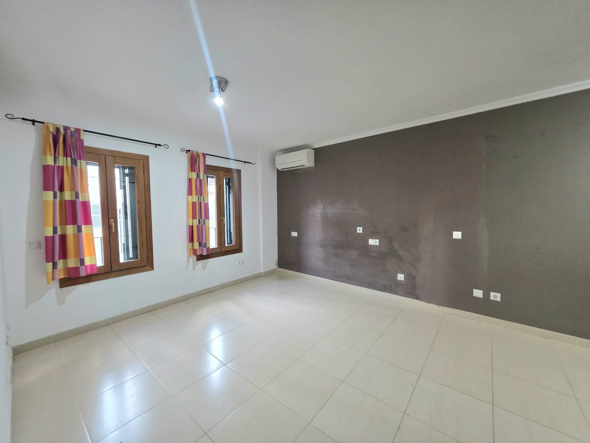 Erdgeschoss zum verkauf in Consell mit Klimaanlage, Heizung und Ofen