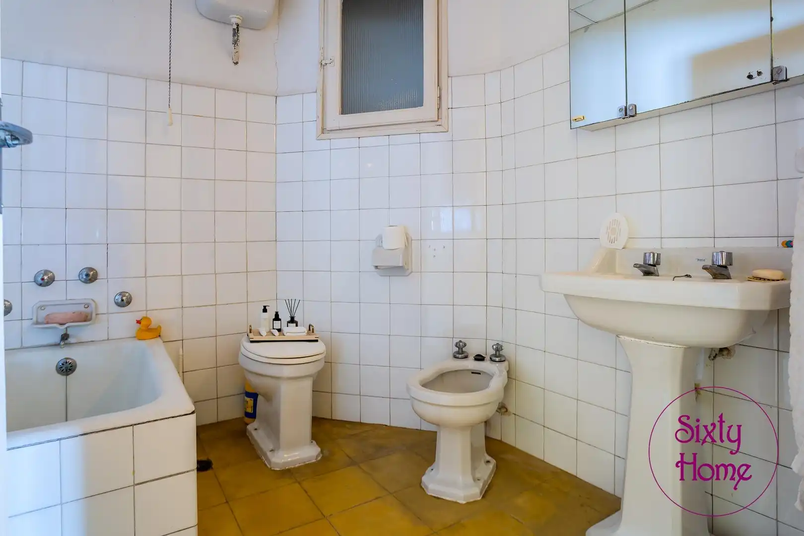 Baño de Piso en venta en Tauste con Terraza, Trastero y Amueblado