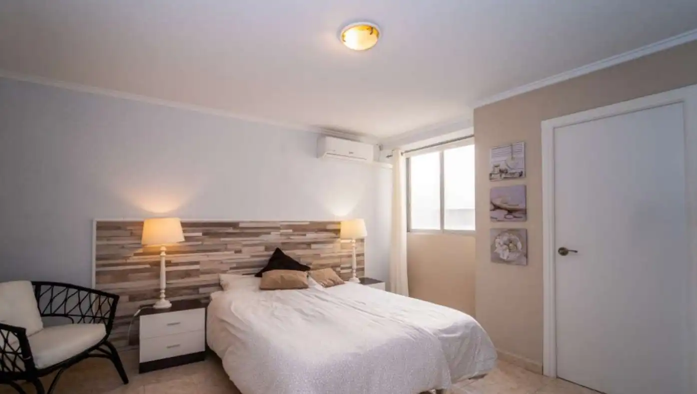 Habitación de Apartamento en venta en Calpe / Calp con Aire acondicionado, Calefacción y Jardín privado