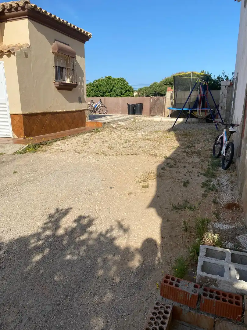Chalet con jardín en venta en Las Lagunas - Campano, imagen 37