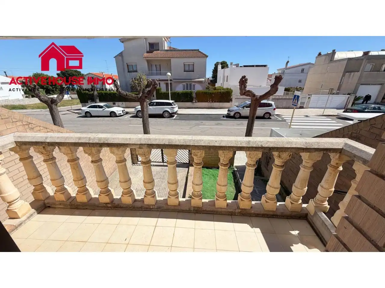 Vista exterior de Casa adosada en venda en La Ràpita amb Terrassa