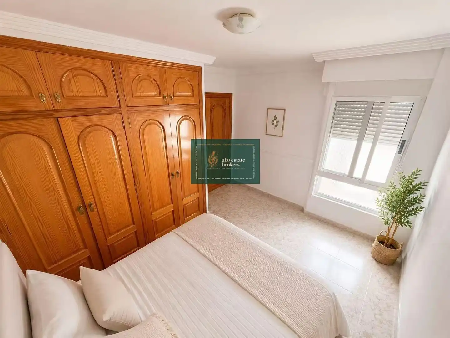 Habitación de Piso en venta en El Campello con Terraza y Amueblado
