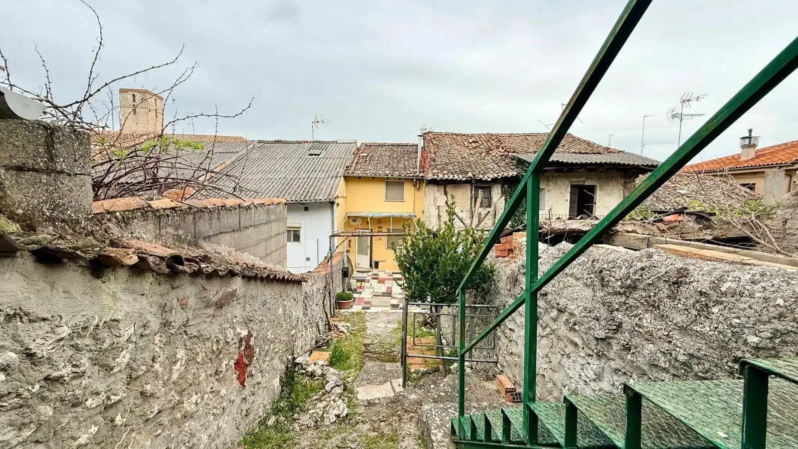 Casa o xalet en venda en Cuéllar amb Traster, Moblat i Alarma