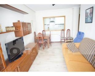 Sala d'estar de Apartament de lloguer en Noja