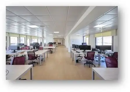 Oficina en alquiler en Les Corts, imagen 3