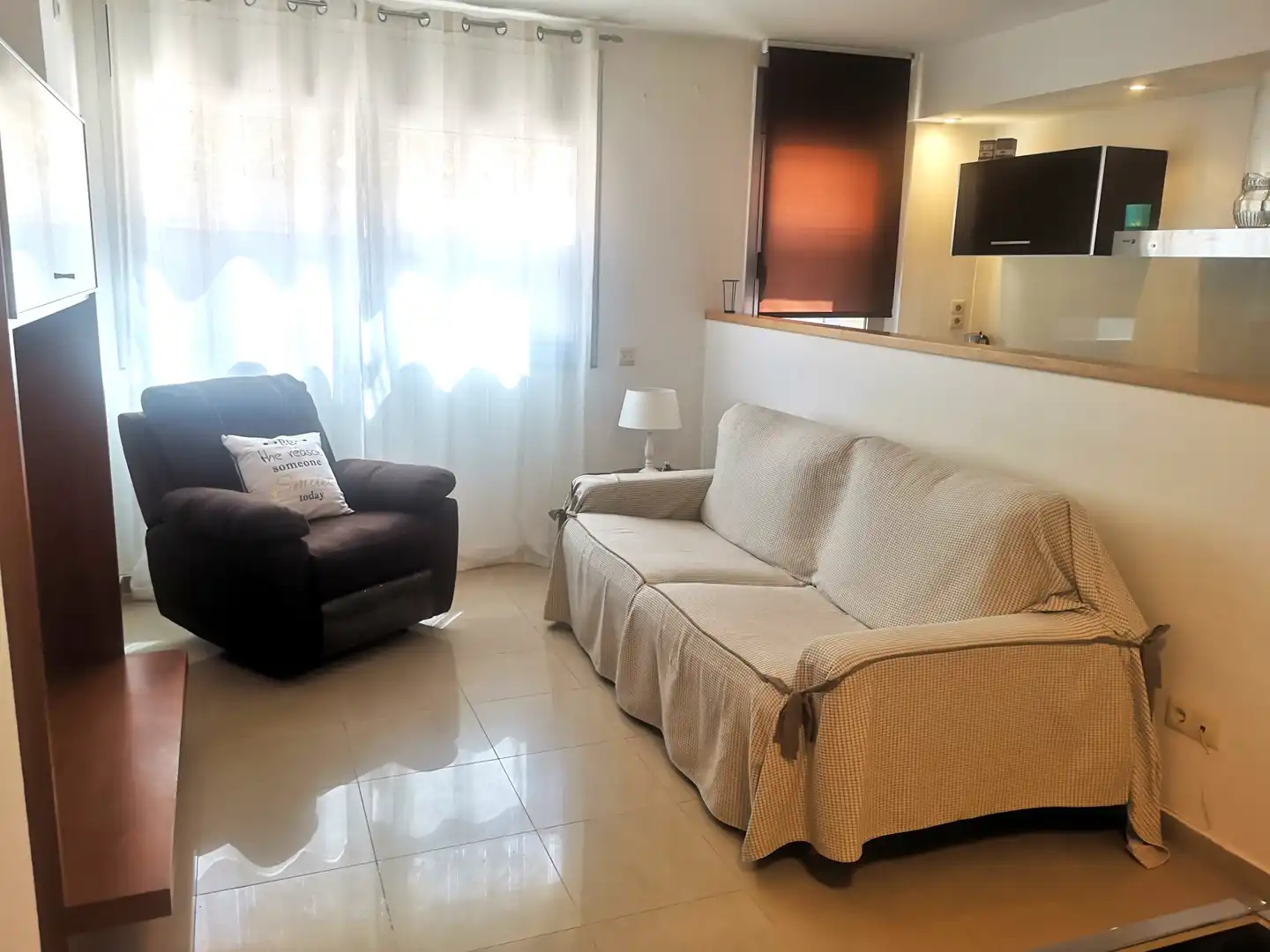 Wohnzimmer von Erdgeschoss zum Verkauf in Palamós mit Klimaanlage, Heizung und Möbliert