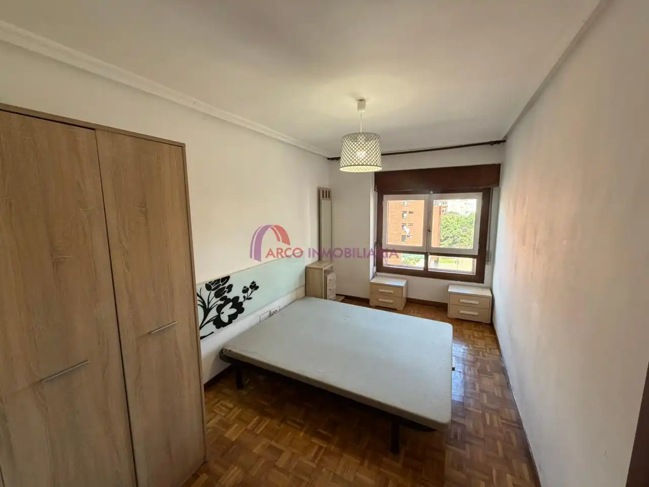 Habitación de Piso en venta en Burgos con Calefacción, Terraza y Amueblado